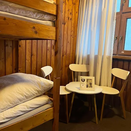 Schronisko Gosciniec Rownica Gæstehus