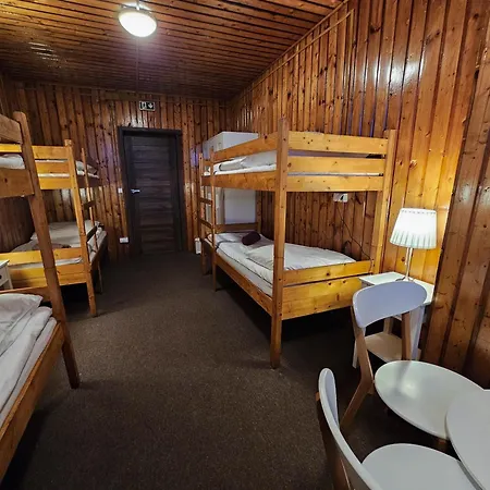 Gæstehus Schronisko Gosciniec Rownica *