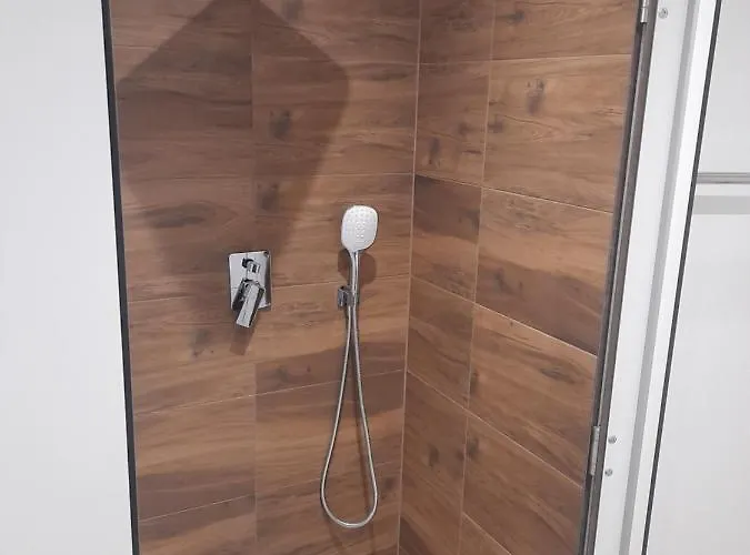 Konukevi Schronisko Gosciniec Rownica *