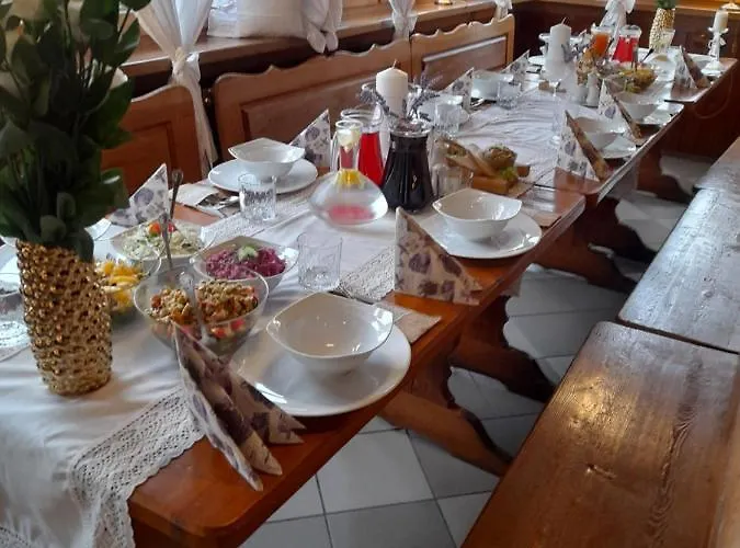 Schronisko Gosciniec Rownica בית הארחה