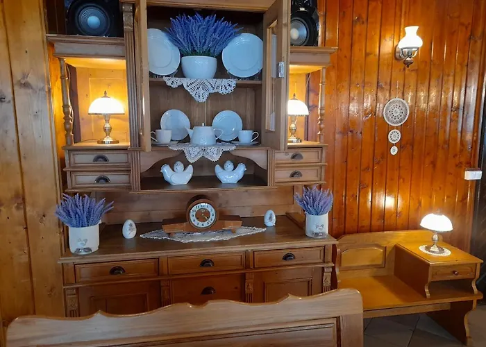 בית הארחה Schronisko Gosciniec Rownica אוסטראון