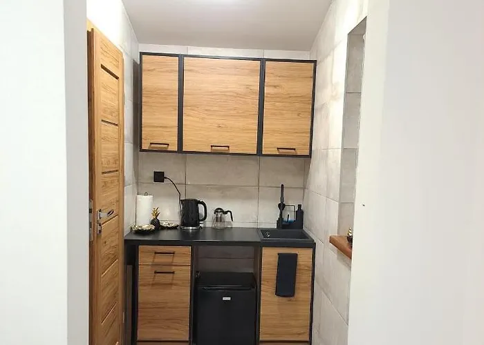 Schronisko Gosciniec Rownica בית הארחה אוסטראון