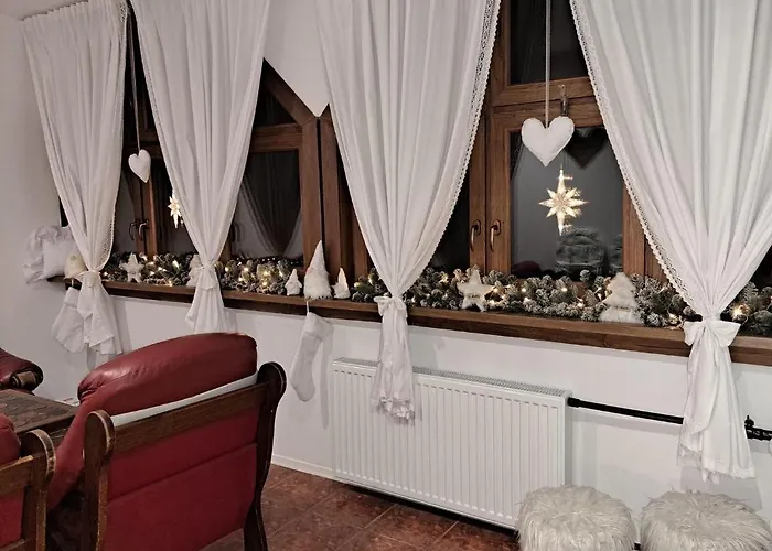 Schronisko Gosciniec Rownica * Ustron